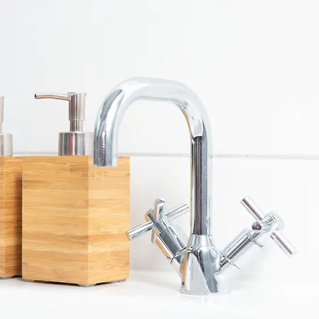 ホテル House Of Tulips 3*