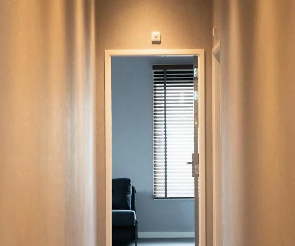 Hotel House Of Tulips 3*