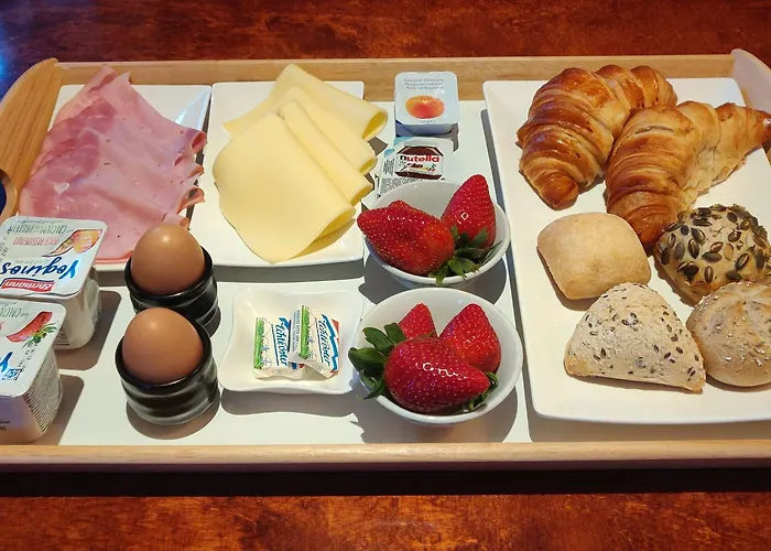 House Of Tulips הילחום